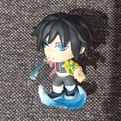 Demon slayer giyu - demon,